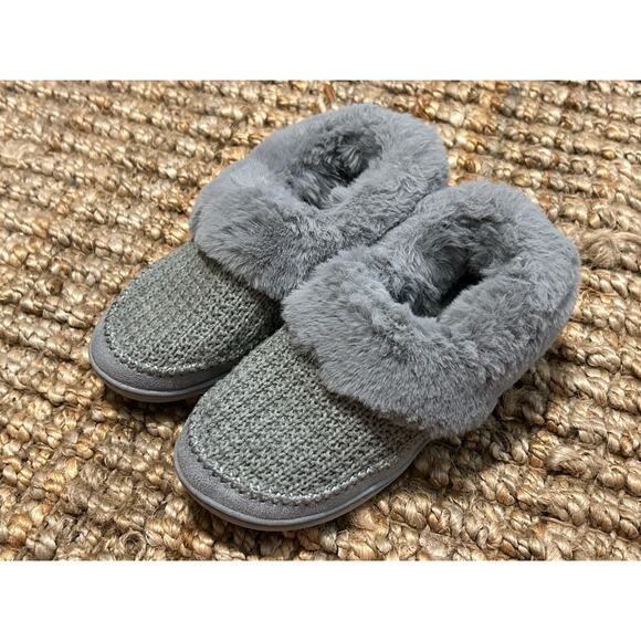 KOOBA Grey Faux Fur Slippers Furry Knitted House Shoes Women’s L 8-9 - Picture 2 of 7